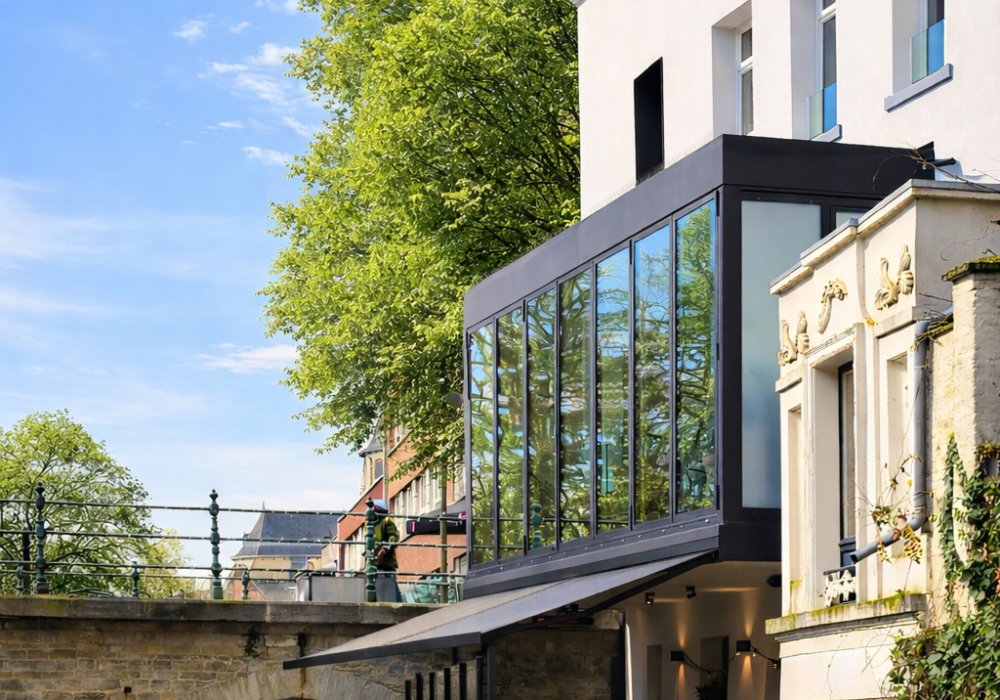 Slider gallery image